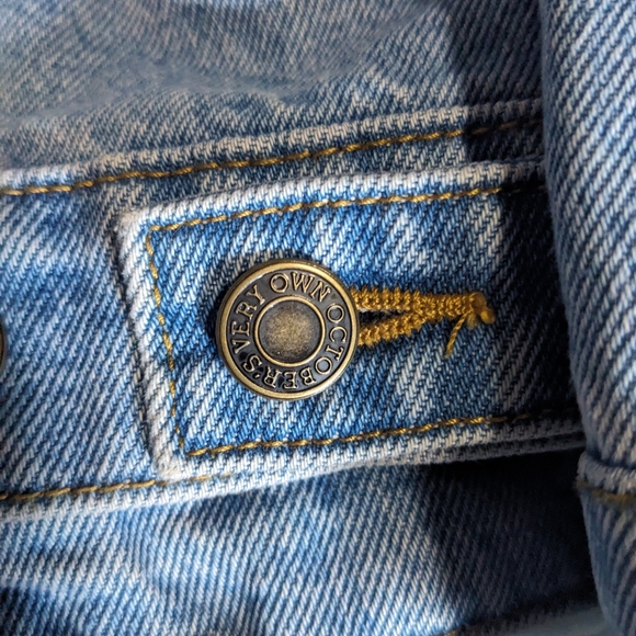 DRAKE'SOCTOBERS VERY OWN OVO x NBA TEAM ICONS DENIM JACKET. MEDIUM - Picture 5 of 7